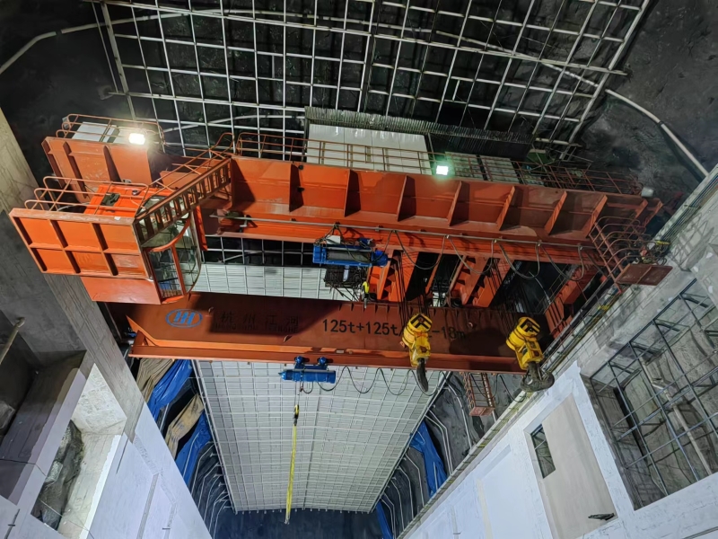 秘鲁圣家旺125t+125t桥机.jpg